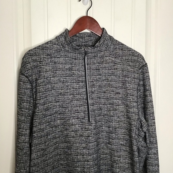 Lululemon Surge Warm 1/2 Zip Pullover in Heathered Black Size Large. - Picture 3 of 8